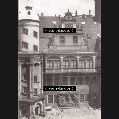 Ansichtskarte DDR Bezirk Dresden, Kreis Dresden, Stadt Dresden: Ehern. königliches Residenzschloß, Großer Hof (1) Sammlung