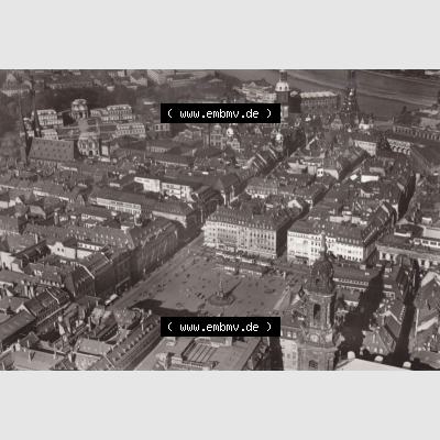 Ansichtskarte DDR Bezirk Dresden, Kreis Dresden, Stadt Dresden: Blick über den Altmarkt (1) Sammlung