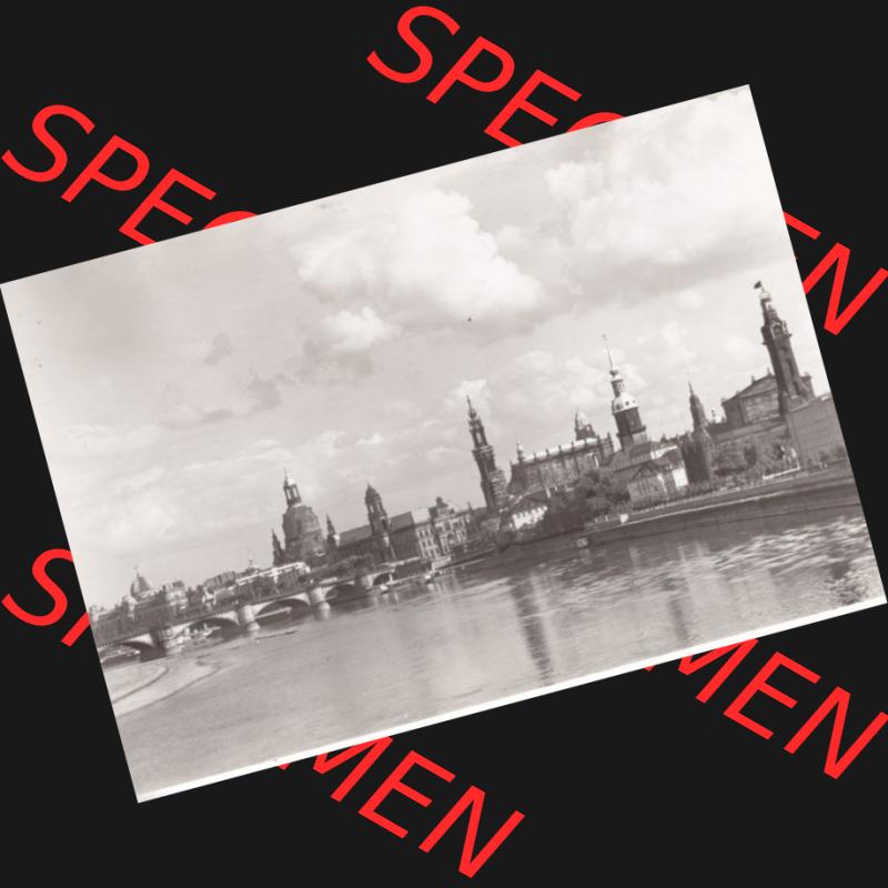 Ansichtskarte DDR Bezirk Dresden, Kreis Dresden, Stadt Dresden: Blick von der Marienbrücke auf die Altstadt (1) Sammlung