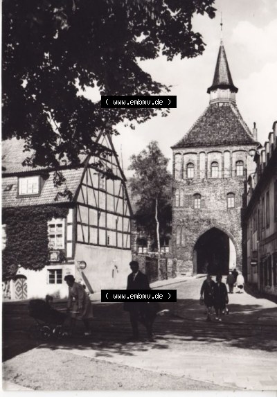 Ansichtskarte DDR Bezirk Rostock, Stadtkreis Stralsund, Hansestadt Stralsund: Das Küter Tor, Planet Verlag Berlin, ungelaufen,... Sammlung
