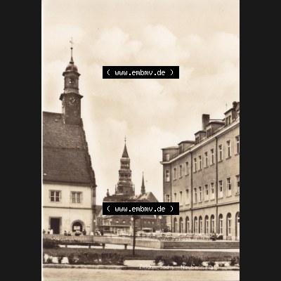 Ansichtskarte Bezirk Karl-Marx-Stadt, Landkreis Zwickau-Land, Stadt Zwickau der DDR Neuberin-Platz. DDR Postkarte aus privater Sammlung-Konvolut an gelaufenen Ansichtskarten aus Zwickau... Sammlung