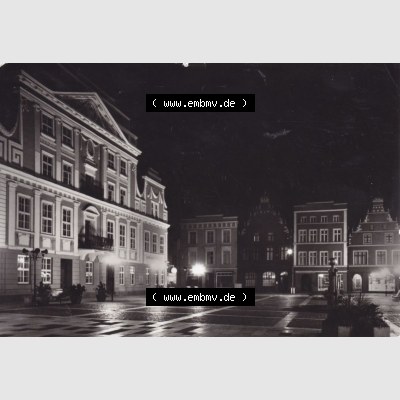 Ansichtskarte Bezirk Bezirk Schwerin, Kreis Güstrow, Stadt-Güstrow Markt bei Nacht (1) Sammlung