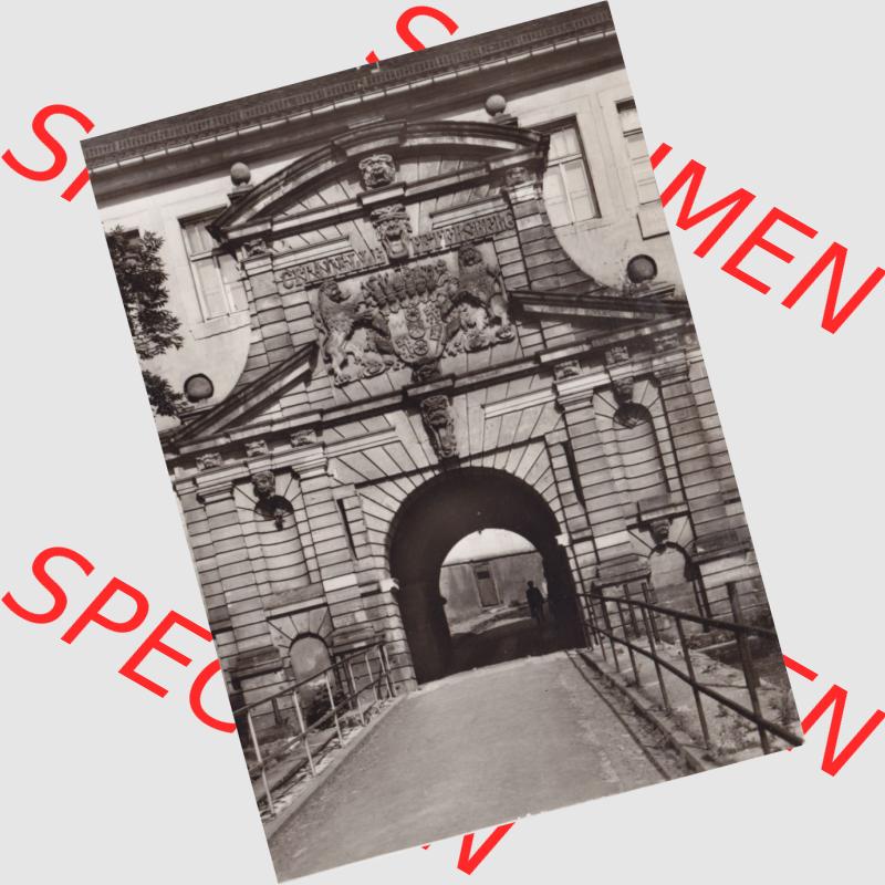 Ansichtskarte Bezirk Erfurt, Stadtkreis Erfurt, Stadt Erfurt Portal der einstigen Festung Petersberg. Ansichtskarte bzw. Postkarte aus DDR-Zeiten der Deutschen Demokratischen... Sammlung