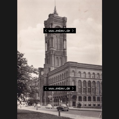 Ansichtskarte DDR Bezirk Berlin, Stadt Berlin: In s/w Schwarzweiß Postkarte Rathaus in Berlin (1) Sammlung