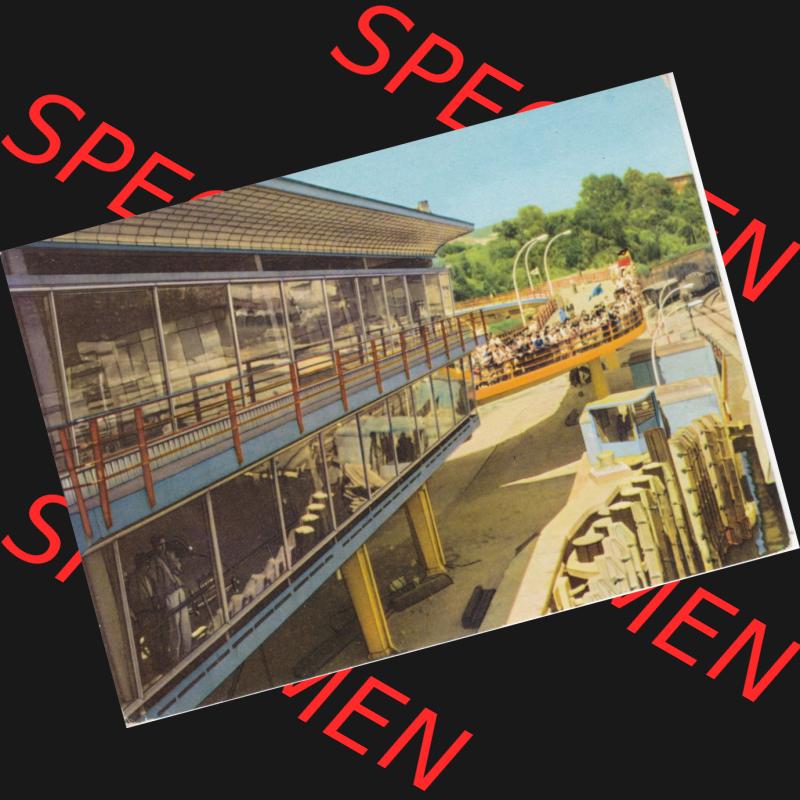 Ansichtskarte DDR Bezirk Rostock, Kreis Rügen, Stadt Sassnitz Postkarte in Farbe Fährbahnhof. Ansichtskarte bzw. Postkarte aus DDR-Zeiten der Deutschen Demokratischen... Sammlung