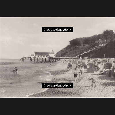 Ansichtskarte DDR Bezirk Rostock, Kreis Rügen, Ostseebad Sellin: Strand in Sellin. Ansichtskarte bzw. Postkarte aus DDR-Zeiten der Deutschen Demokratischen Republik... Sammlung