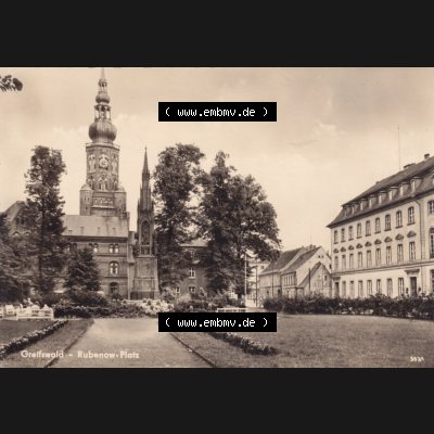 Ansichtskarte DDR Bezirk Rostock, Kreis Greifswald unsortiert Greifswalder Rubenow-Platz. Ansichtskarte bzw. Postkarte in schwarzweiß - s/w aus DDR-Zeiten der Deutschen Demokratischen... Sammlung