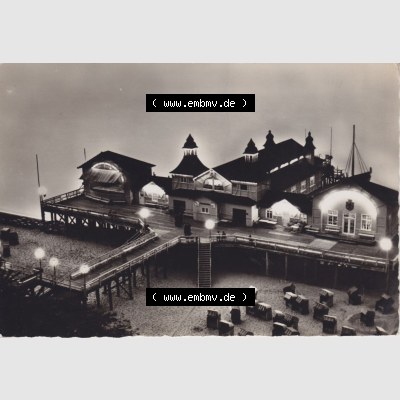 Ansichtskarte DDR Bezirk Rostock, Kreis Rügen, Ostseebad Sellin 1961, Seebad Sellin - Seebrücke bei Nacht - Abends, gelaufen am 17.07.1961. Ansichtskarte... Sammlung