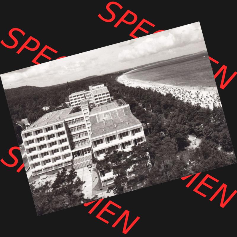 Alte Ansichtskarte DDR Bezirk Rostock, Kreis Rügen, Ostseebad Binz, Strand und Fertigteilhäuser. Ansichtskarte bzw. Postkarte in s/w - schwarzweiß aus... Sammlung
