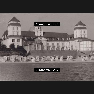 Alte Ansichtskarte DDR Bezirk Rostock, Kreis Rügen, Ostseebad Binz, Kurhaus, Binz auf Rügen I. Ansichtskarte bzw. Postkarte in s/w - schwarzweiß... Sammlung