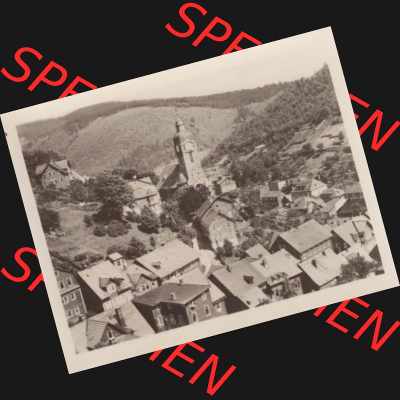 DDR Bezirk Suhl, Kreis Neuhaus am Rennweg, Stadt Lauscha mit 10 Echten Fotos aus Foto-Mappe von 1956, Blick zur Kirche. Foto-Abzüge aus DDR-Zeiten Bezirk Suhl der Deutschen... Sammlung