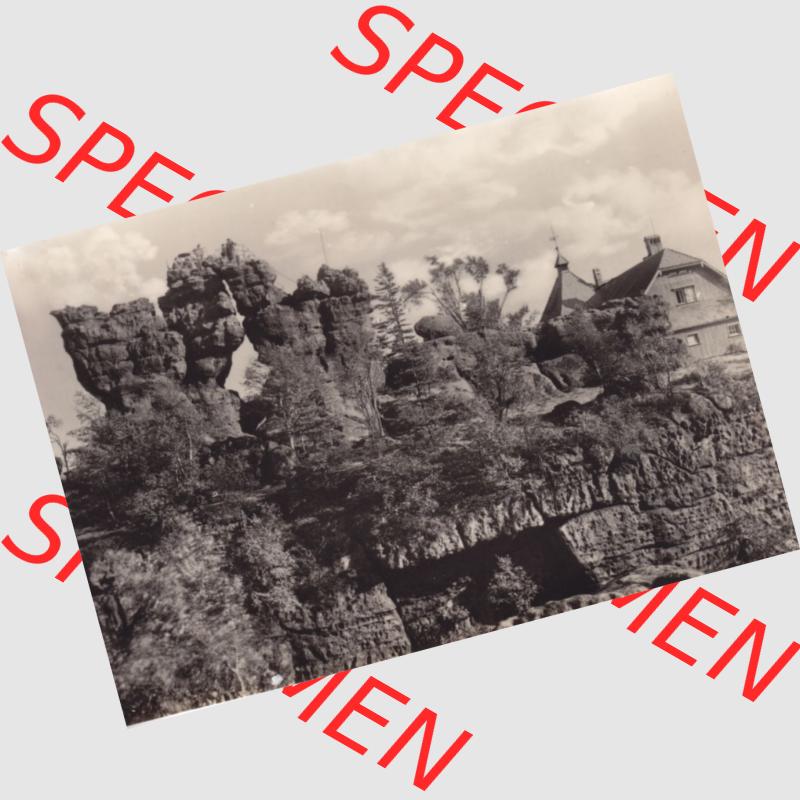 Fotos DDR Bezirk Dresden, Kreis Zittau, Gemeinde Oybin, Zittauer Gebirge Der Töpfer, Original-Foto-Bildchen, Silesia-Verlag, E. Wagner Söhne Das Felsentor... Sammlung