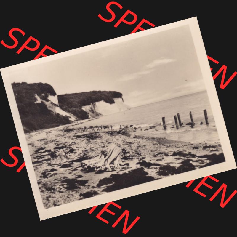 Fotos DDR Bezirk Rostock, Kreis Rügen, Insel Rügen Stubbenkammer, Foto-Mappe mit 10 Echte Fotos Uferweg und Steilküste. DDR Bezirk Rostock, Kreis Rügen,... Sammlung
