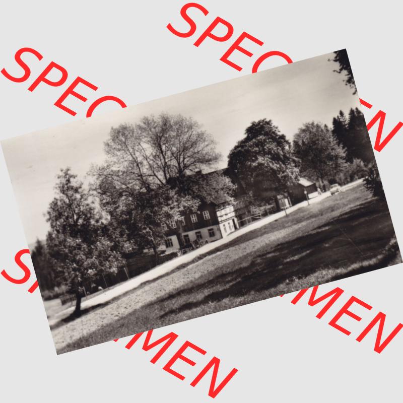 Echt Foto-Mappe der DDR, Bezirk Karl-Marx-Stadt, Kreis Aue, Sosa / Erzgebirge A 3-70 IV-14-45 E 9130, SOSA (Erzgebirge), Riesenberger Häuser. Fotos... Sammlung