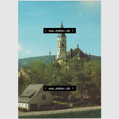 AK DDR, Bezirk Karl-Marx-Stadt, Kreis Annaberg, Stadt Oberwiesenthal in Farbe Martin-Lurther-Kirche, Kurort. Ansichtskarte bzw. Postkarte aus DDR-Zeiten Bezirk Karl-Marx-Stadt... Sammlung