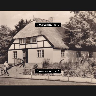 Fotos der DDR Bezirk Rostock, Kreis Rügen, Ostseebad Göhren 1970, Foto Mappe Göhren auf Rügen mit 10 Fotos / Ansichten Heimatmuseum Mönchgut. Fotos... Sammlung