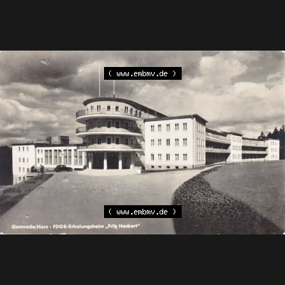 Ansichtskarte in s/w DDR, Bezirk Magdeburg, Gernrode im Harz, FDGB-Ferienheim Fritz Heckert. Ansichtskarte bzw. Postkarte aus DDR-Zeiten Bezirk Magdeburg der Deutschen... Sammlung