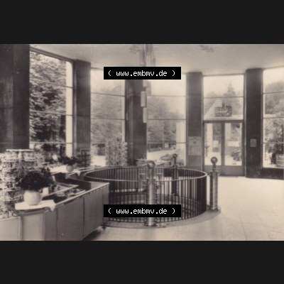 Fotos DDR, Bezirk Karl-Marx-Stadt, Kreis Oelsnitz, Staatsbad Bad Elster, 10 Dick-Fotos, Dick-Foto-Verlag, Erlbach i. V. 1967, Moritzquelle.... Sammlung