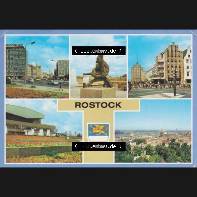 Ansichtskarte DDR Bezirk Rostock, Stadtkreis Rostock, Hansestadt Rostock Ansicht 1983, Lange Straße, Plastik and der Sporthalle und Kongresshalle, Mehrbildkarte.... Sammlung