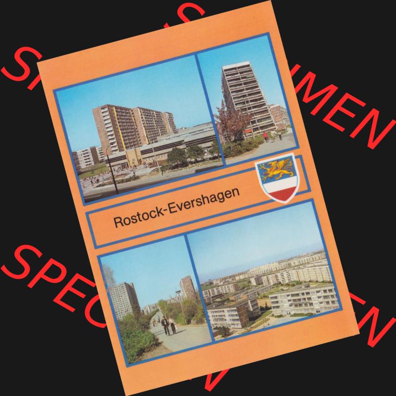 Alte Ansichtskarte mit Ansichten der DDR Bezirk Rostock, Stadtkreis Rostock, Hansestadt Rostock 1986, Bertolt-Brecht-Straße, Blick vom S-Bahnhof. Alte Ansicht in der... Sammlung