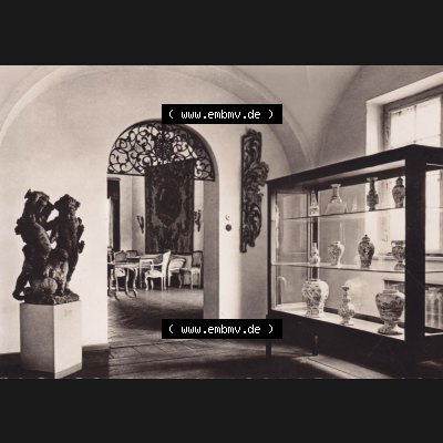 Ansichtskarten DDR Bezirk Berlin, Stadt Berlin in s/w / schwarzweiß, Graphokopie H. Sander K.G. Berlin 1961, Märkisches Museum, Fayencen-Raum.... Sammlung