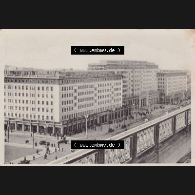 Ansichtskarte DDR Bezirk Berlin, Stadt Berlin in s/w 1954, Berlin - Stalinallee, Wohnblock, Nationales Aufbaukomitee Berlin. Stadtansichten der Stadt Berlin, mit... Sammlung