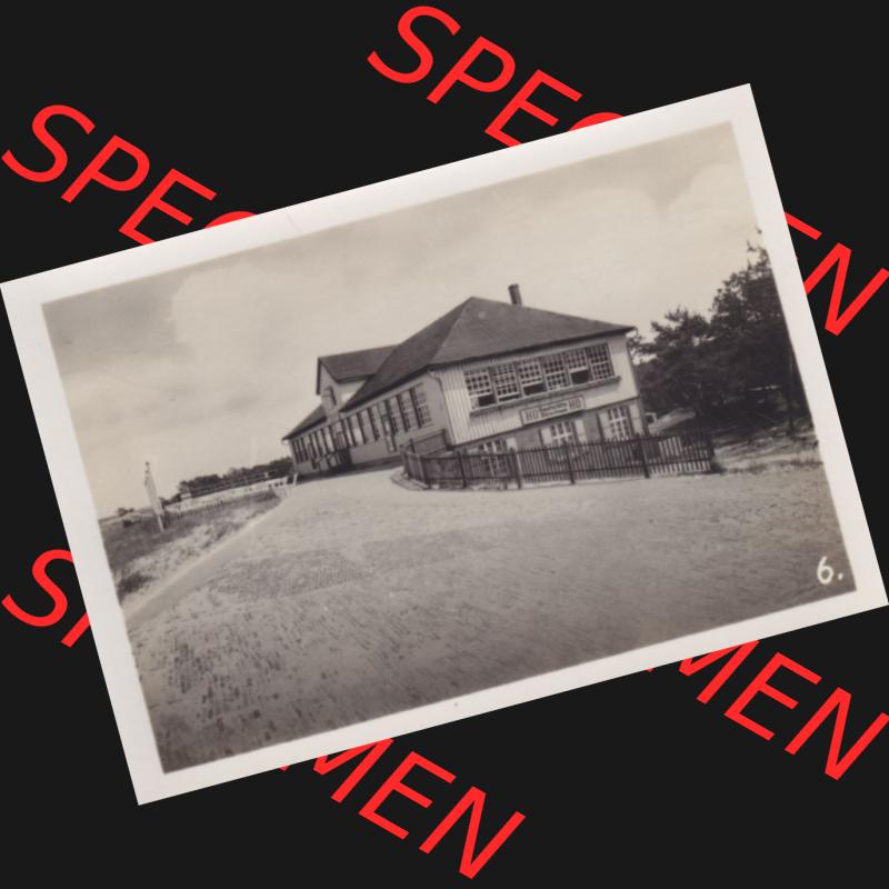 Foto DDR Bezirk Rostock, Kreis Ribnitz-Damgarten, Ostseebad Prerow Mappe in s/w 1975, 6. HO-Gaststätte Dünenhaus. Altes Foto aus Mappe mit 10 Echte Foto-Handabzügen... Sammlung
