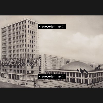 Ansichtskarten DDR Bezirk Berlin, Stadt Berlin in s/w / schwarzweiß, Dick-Foto-Verlag, Erlbach im Vogtland 1965, Haus des Lehrers und Kongresshalle. Stadtansichten... Sammlung