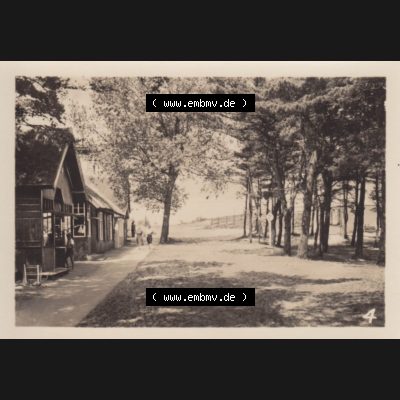 Foto DDR Bezirk Rostock, Kreis Ribnitz-Damgarten, Ostseebad Prerow Mappe in s/w 1975, 4. Strandweg. Altes Foto aus Mappe mit 10 Echte Foto-Handabzügen mit je einer... Sammlung