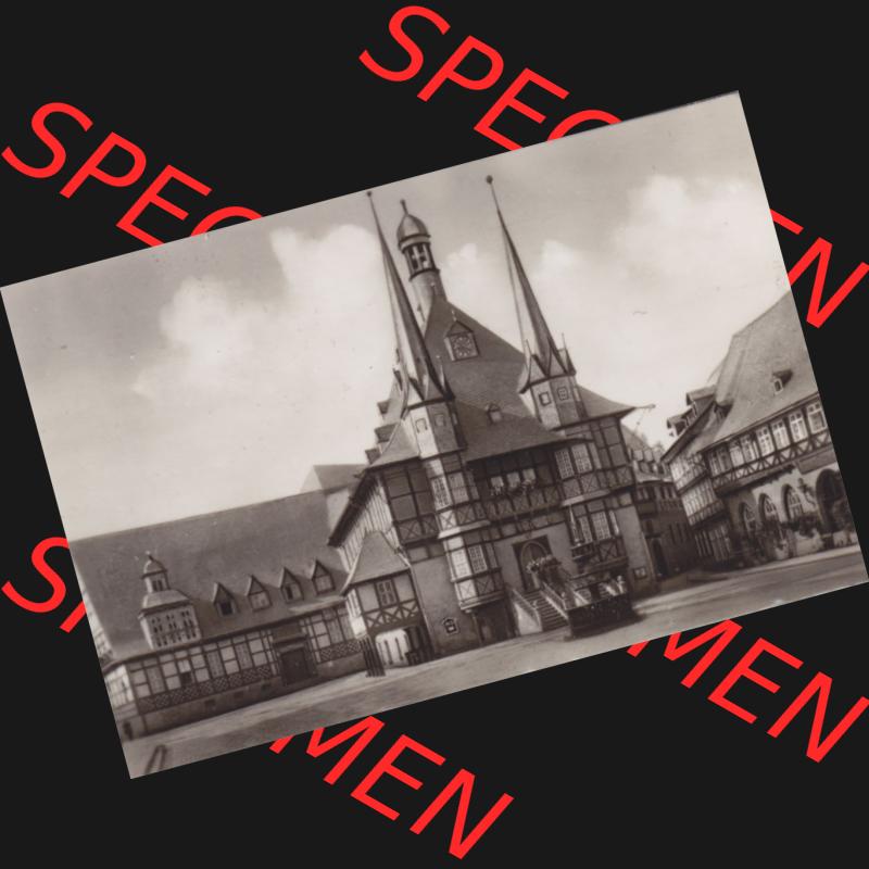 Altes Foto der DDR, Bezirk Magdeburg, Kreis Wernigerode, Stadt Wernigerode am Harz 1970, Rathaus. Das alte Foto wurde 1970 innerhalb einer Foto-Mappe mit 10 Kleinfoto-Ansichten... Sammlung