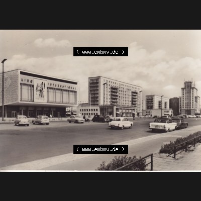 Ansichtskarten DDR Bezirk Berlin, Stadt Berlin in s/w / schwarzweiß, Graphokopie H. Sander K.G. Berlin 1965, Karl-Marx-Allee. Stadtansichten... Sammlung