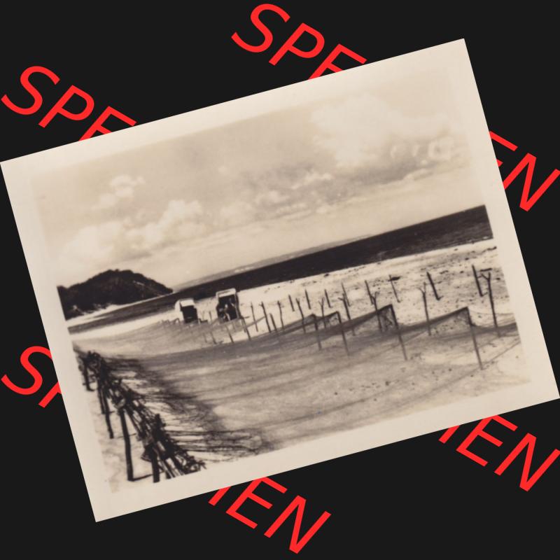 Fotos DDR Bezirk Rostock, Kreis Rügen, Ostseebad Baabe Mappe mit alter Ansicht von 1955, 642 Fischernetze am Strand von Baabe. DDR Bezirk Rostock, Kreis Rügen,... Sammlung