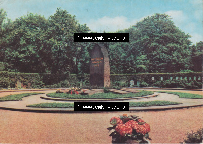 Stadt Berlin Ansicht in Farbe 1969, Gedenkstätte des Sozialisten Sammlung