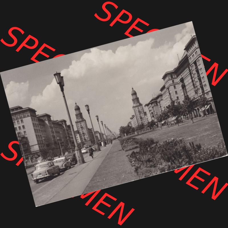 Ansichtskarten DDR Bezirk Berlin, Stadt Berlin in s/w / schwarzweiß, Dick-Foto-Verlag, Erlbach im Vogtland 1965, Frankfurter Allee mit Frankfurter Tor. Stadtansichten... Sammlung