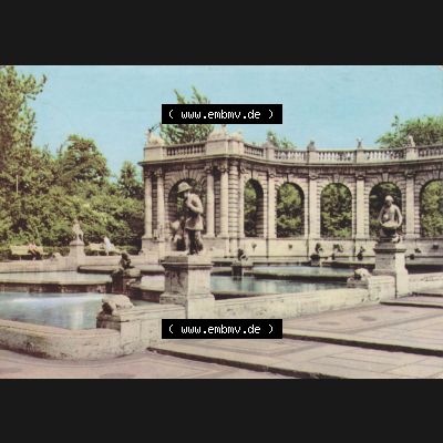 Ansichtskarte DDR Bezirk Berlin, Stadt Berlin Ansicht in Farbe 1965, Märchenbrunnen in Friedrichshain. Stadtansichten der Stadt Berlin, mit Ansicht in Farbe / Color der... Sammlung