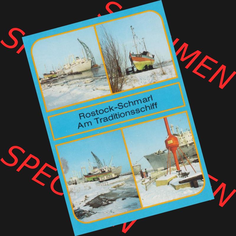 Alte Ansichtskarte mit Ansichten der DDR Bezirk Rostock, Stadtkreis Rostock, Hansestadt Rostock Schmarl, Am Traditionsschiff. Hochformat mit unbekannten Ausgabejahr. Sammlung
