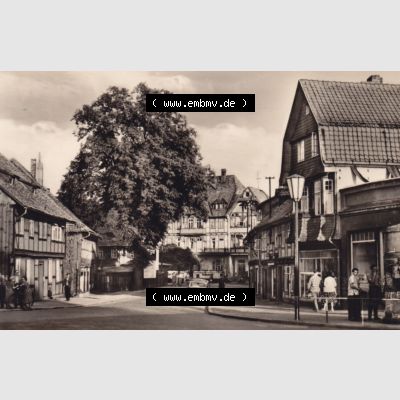 Fotos DDR, Bezirk Magdeburg, Kreis Wernigerode, Gemeinde Ilsenburg / Harz 1965, Ernst-Thälmann-Straße. Das alte Foto wurde 1965 innerhalb einer Foto-Mappe... Sammlung