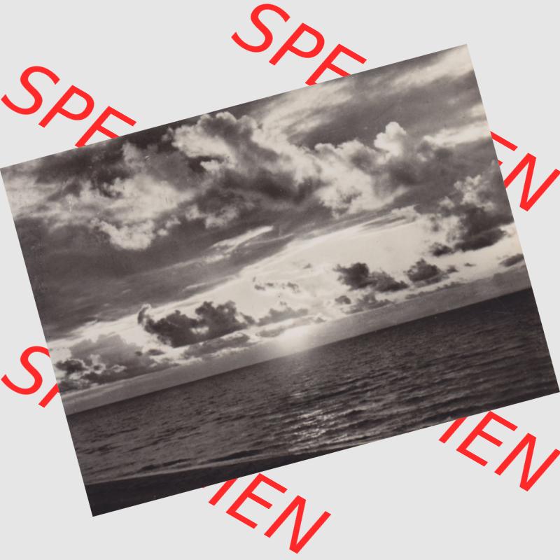 Altes Foto DDR Bezirk Rostock, Kreis Ribnitz-Damgarten, Ostseebad Dierhagen mit Ansicht 1959, Sonnenuntergang über dem Meer. Altes Foto mit Ansicht der DDR Bezirk Rostock,... Sammlung
