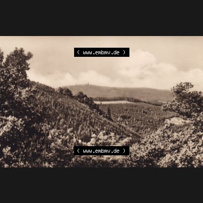 Fotos DDR, Bezirk Magdeburg, Kreis Wernigerode, Gemeinde Ilsenburg / Harz 1965, Blick zum Ilsenstein zum Brocken. Das alte Foto wurde 1965 innerhalb einer Foto-Mappe... Sammlung