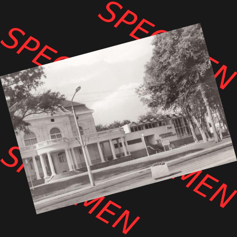 Alte Foto-Ansichten DDR Bezirk Rostock, Kreis Bad Doberan, Ostseebad Kühlungsborn Meerwasserschwimmhalle. Altes Foto der DDR Bezirk Rostock, Kreis Bad Doberan, Ostseebad... Sammlung