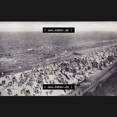 Foto-Ansicht DDR Bezirk Rostock, Kreis Rügen, Ostseebad Sellin 1959, Mit auf dem Foto unbeschriebenen Motiv (0007). Foto vom Graphokopie Heinz Sander G, Berlin... Sammlung
