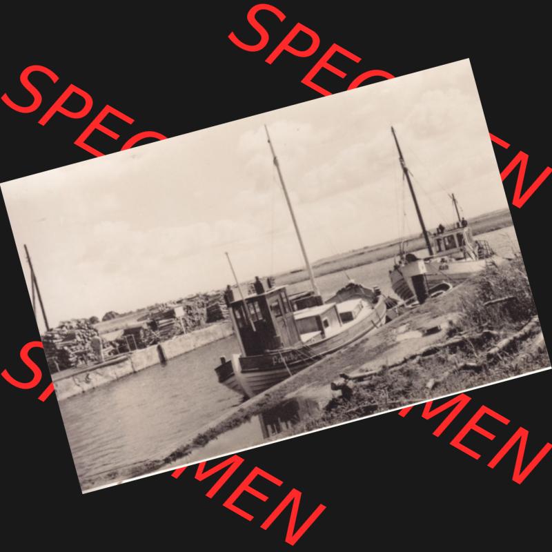 Foto DDR Bezirk Rostock, Kreis Ribnitz-Damgarten, Ostseebad Zingst Mappe in s/w vom Jahrgang 1963 B 8/63, Hafen von Zingst. Altes Foto mit Ansicht der DDR Bezirk Rostock,... Sammlung