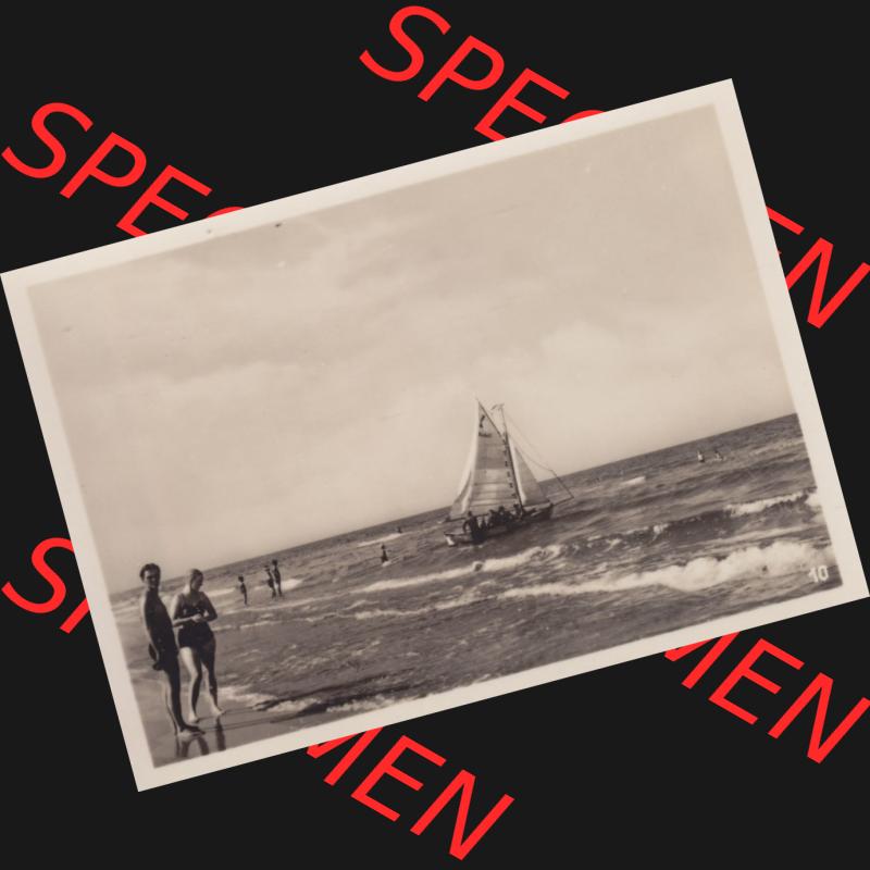 Alte Foto-Ansicht DDR Bezirk Rostock, Kreis Wolgast, Insel Usedom Seebad Heringsdorf 1955, 10. Segler am Strand von Heringsdorf. Altes Foto der DDR Bezirk Rostock,... Sammlung