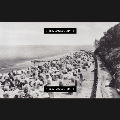 Foto-Ansicht DDR Bezirk Rostock, Kreis Rügen, Ostseebad Sellin 1959, Mit auf dem Foto unbeschriebenen Motiv (0005). Foto vom Graphokopie Heinz Sander G, Berlin... Sammlung