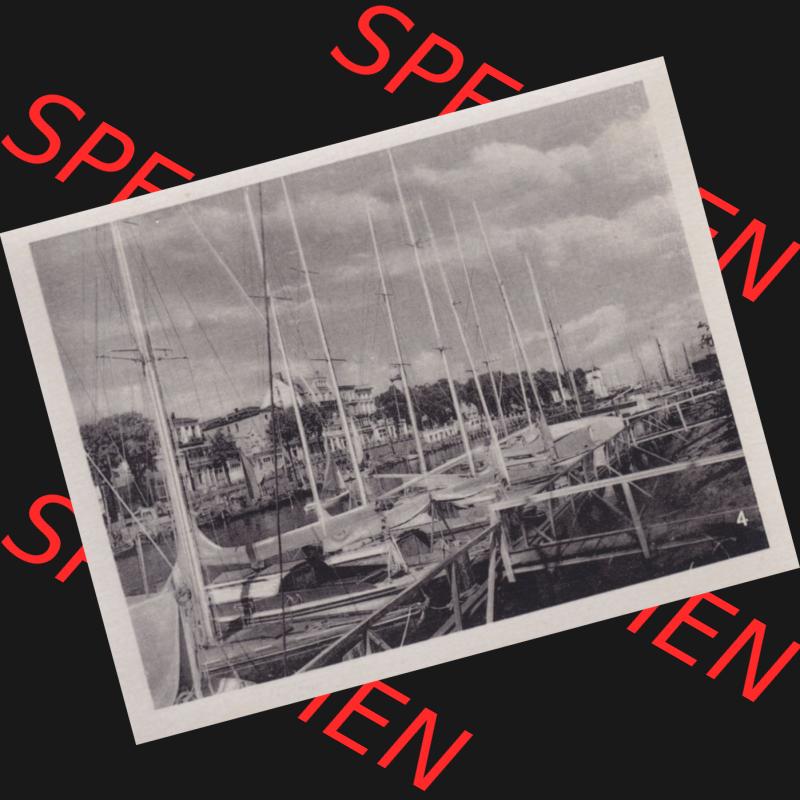 Alte Foto-Ansicht DDR Bezirk Rostock, Kreis Rostock, Hansestadt Rostock, Ortsteil Warnemünde 1957, 10 Fotos von Verlag Lederbogen - Karl-Marx-Stadt 1957, 4. Segelhafen.... Sammlung