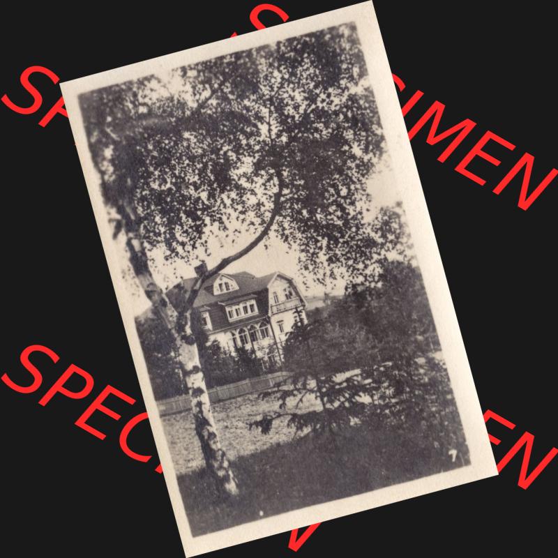 Fotos DDR, Bezirk Erfurt, Kreis Gotha, Tambach-Dietharz in Thüringen, 12 Amateur-Fotos, Foto 7. Haus Tannenberg. s/w - schwarzweiß Foto - Ansichten... Sammlung