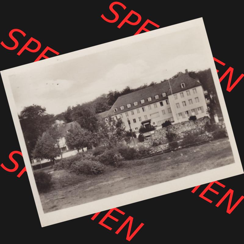 Altes Foto DDR Bezirk Rostock, Kreis Rügen, Ostseebad Sassnitz 1954, Krankenhaus. Altes Foto DDR Bezirk Rostock, Kreis Rügen, Ostseebad Sassnitz auf der Insel... Sammlung