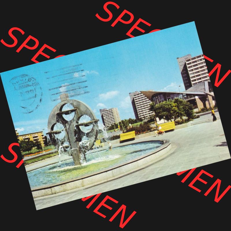 Alte Ansichtskarte mit Ansicht der DDR Bezirk Rostock, Stadtkreis & Hansestadt Rostock 1984, Rostocker Südstadt, Wsserspiel. Digitales Bildmaterial von Farbigen bzw.... Sammlung