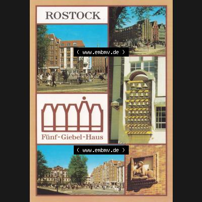 Alte Ansichtskarte mit Ansicht der DDR Bezirk Rostock, Stadtkreis & Hansestadt Rostock Frauenbüste am Fünf-Giebel-HJaus. Digitales Bildmaterial von Farbigen bzw. Color... Sammlung