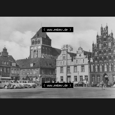 Ansichtskarte mit Ansicht der Stadt Greifswald 1966, Einbildkarte Platz der Freundschaft. Digitales Bildmaterial von Ansichtskarten aus der DDR, der Deutschen Demokratischen Republik,... Sammlung